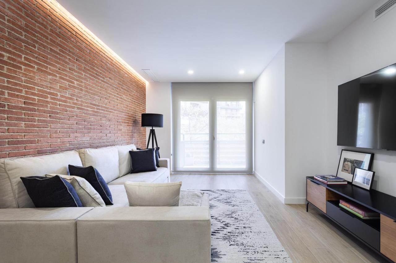 Apartsnoubcn Equador Les Corts برشلونة المظهر الخارجي الصورة
